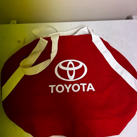 Toyota Duffle Bag - Picture 2 of 2